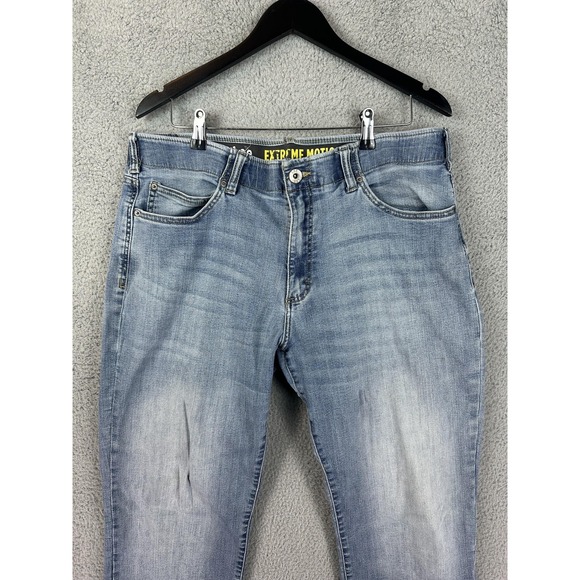 Lee Extreme Motion Jeans Mens 38x32 Blue Straight Fit Tapered Leg Stretch Denim - Picture 1 of 9